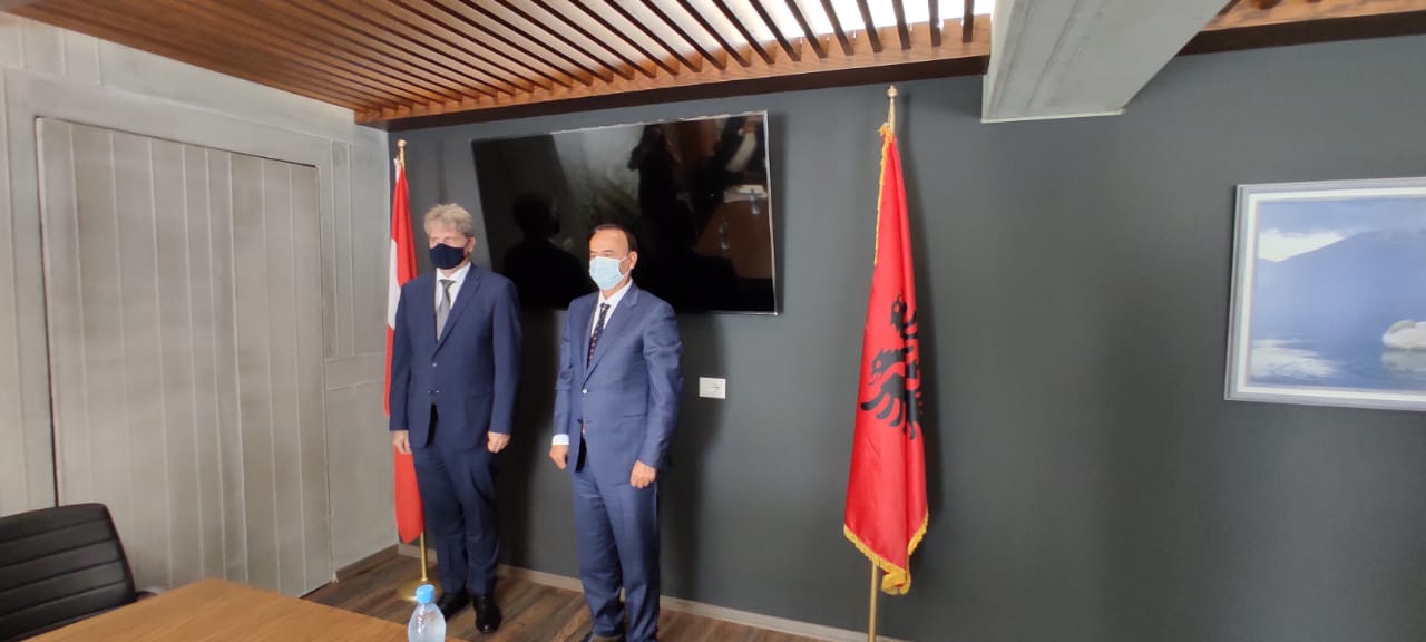 Ambasadori i Austrisë në Tiranë takon Kryetarin e Bashkisë Pogradec